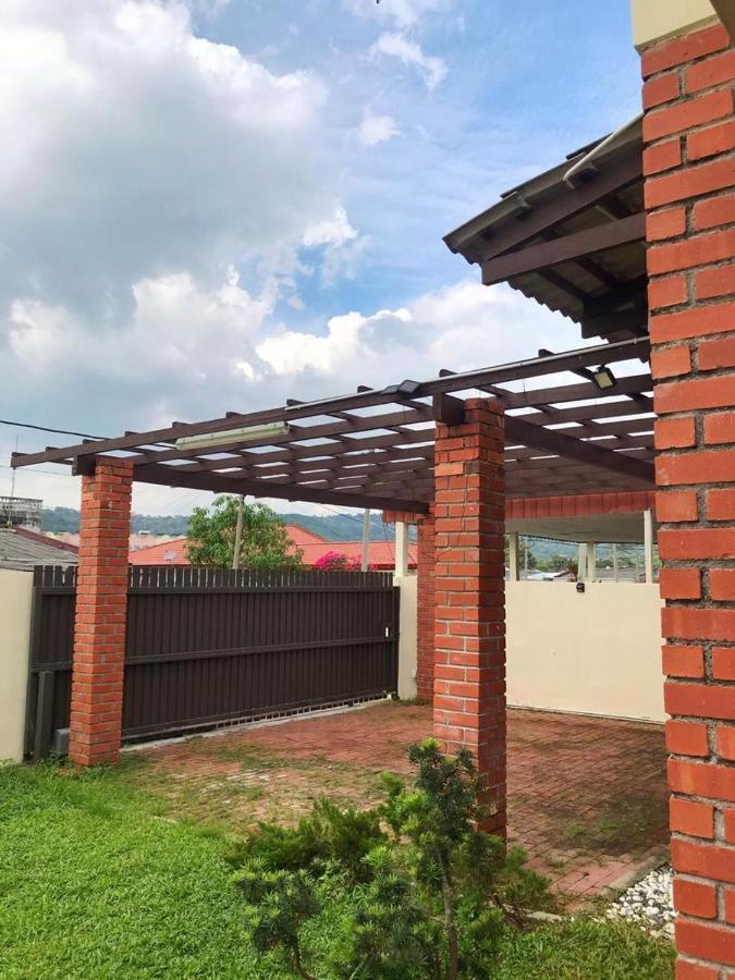 Swimming Pool Party House Daire Batu Pahat Dış mekan fotoğraf